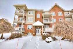 105 Rue Roland-Chagnon  Saint-Basile-Le-Grand, QC J3N 1L4