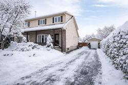 306 Rue de Normandie  Sainte-Julie, QC J3E 1A7