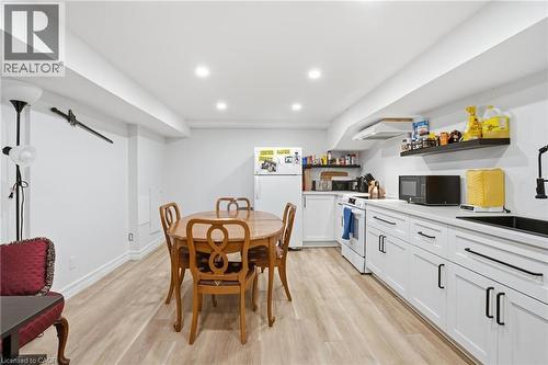 59 Oakley Court, Ancaster, ON - Indoor Photo Showing Other Room