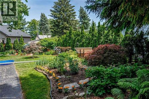 59 Oakley Court, Ancaster, ON - Outdoor