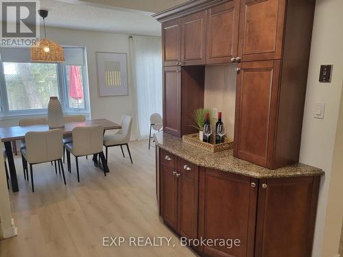 1104 Sawgrass Crescent, Mississauga, ON - Indoor Photo Showing Other Room