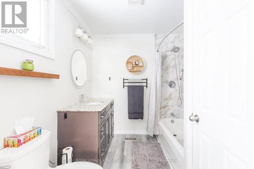 104 Cameron Drive, Kawartha Lakes (Fenelon), ON - Indoor Photo Showing Other Room