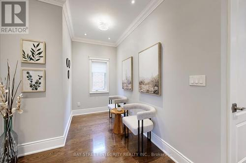 170 Crane Street, Aurora, ON - Indoor Photo Showing Other Room