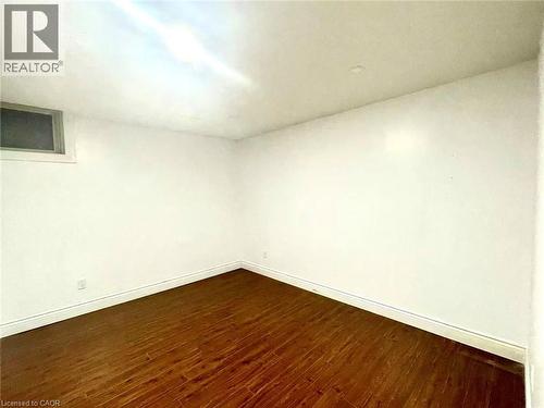 443 Lausanne Crescent, Waterloo, ON - Indoor Photo Showing Other Room