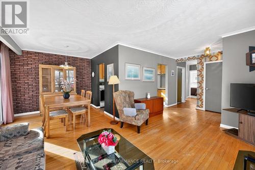 2 Littlewood Crescent, Toronto (Eringate-Centennial-West Deane), ON - Indoor Photo Showing Living Room