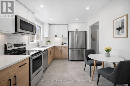 2 Littlewood Crescent, Toronto (Eringate-Centennial-West Deane), ON - Indoor Photo Showing Other Room