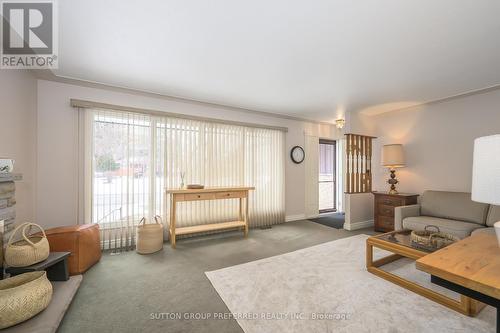 268 King Edward Avenue, London South (South J), ON - Indoor Photo Showing Living Room