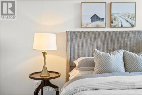 1807 - 914 Yonge Street, Toronto, ON - Indoor