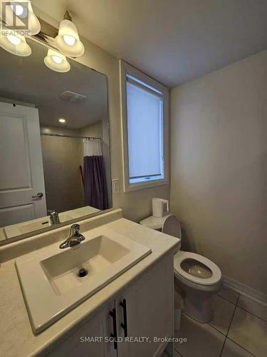 23 Millman Lane, Richmond Hill, ON - Indoor Photo Showing Bathroom