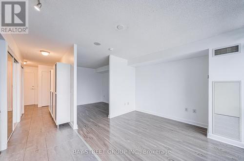 3716 - 11 Brunel Court, Toronto, ON - Indoor Photo Showing Other Room
