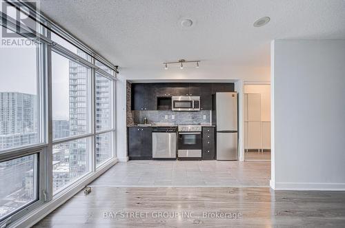 3716 - 11 Brunel Court, Toronto, ON - Indoor Photo Showing Kitchen