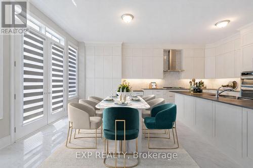 91 Clockwork Drive, Brampton, ON - Indoor Photo Showing Kitchen With Upgraded Kitchen