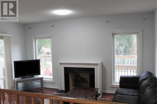328 Port Royal Trail, Toronto, ON - Indoor Photo Showing Living Room