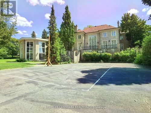 42 Maryvale Crescent, Richmond Hill, ON - Outdoor