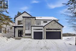 1060 WALTON AVENUE  North Perth, ON N0B 2T0