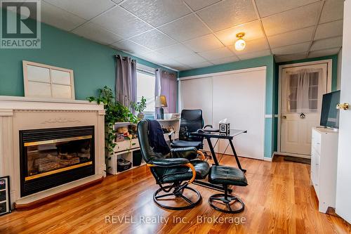 115 - 3033 Townline Road, Fort Erie (Black Creek), ON - Indoor Photo Showing Office With Fireplace