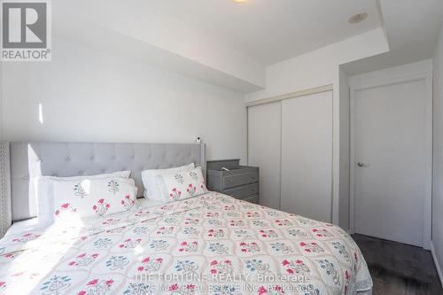 1712 - 103 The Queensway, Toronto, ON - Indoor Photo Showing Bedroom