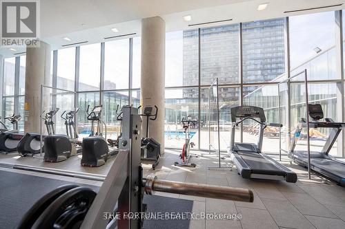 1712 - 103 The Queensway, Toronto, ON - Indoor Photo Showing Gym Room