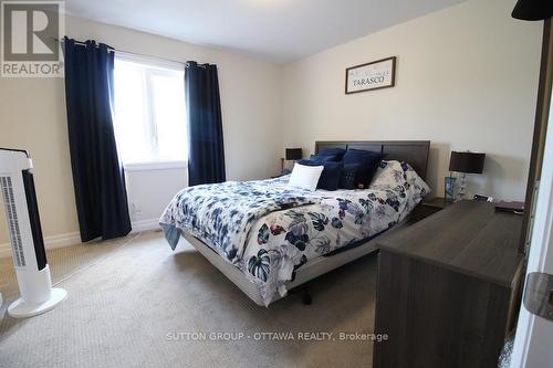 303 Rue De L Etang Street, Clarence-Rockland, ON - Indoor Photo Showing Bedroom