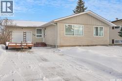 108 Hanley CRESCENT  Regina, SK S4R 5A7