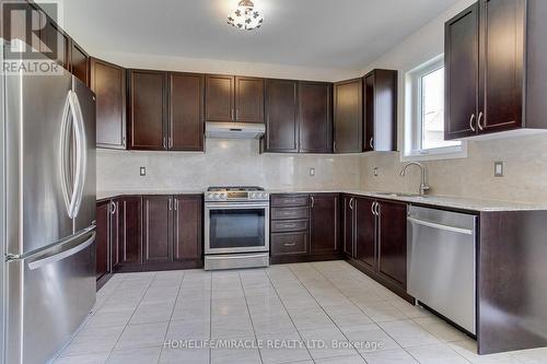 992 Green Street, Innisfil, ON - Indoor Photo Showing Kitchen With Stainless Steel Kitchen