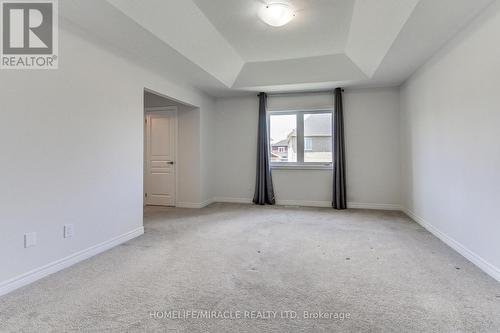 992 Green Street, Innisfil, ON - Indoor Photo Showing Other Room