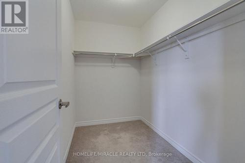 992 Green Street, Innisfil, ON - Indoor With Storage