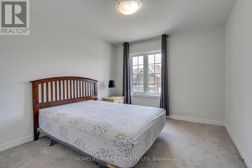 992 Green Street, Innisfil, ON - Indoor Photo Showing Bedroom