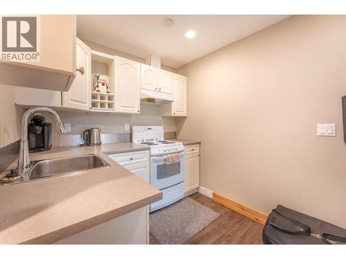660 Pilot Street, Prince George, BC - Indoor Photo Showing Kitchen