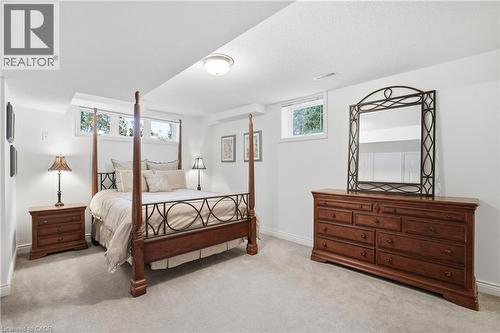 1121 Forestvale Drive, Burlington, ON - Indoor Photo Showing Bedroom