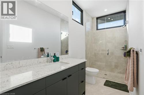 36 Windemere Road, Hamilton, ON - Indoor Photo Showing Bathroom
