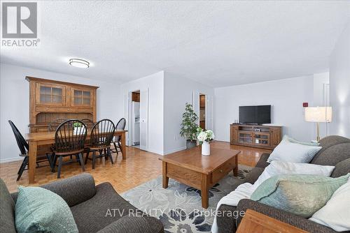 804 - 151 La Rose Avenue, Toronto, ON - Indoor Photo Showing Living Room