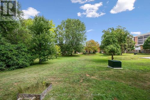 25 - 288 Westcourt Place, Waterloo, ON - Outdoor