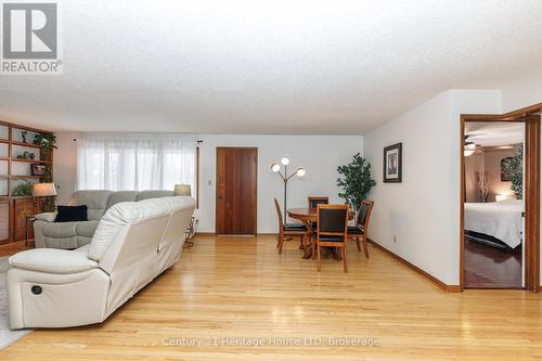 Front Entrance - 467 Gorham Rd Road, Fort Erie (Point Abino), ON - Indoor Photo Showing Living Room