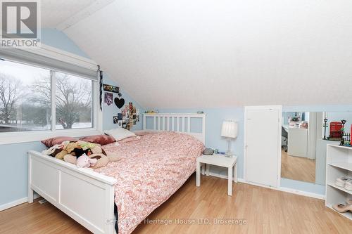 Bedroom 3 - 467 Gorham Rd Road, Fort Erie (Point Abino), ON - Indoor Photo Showing Bedroom