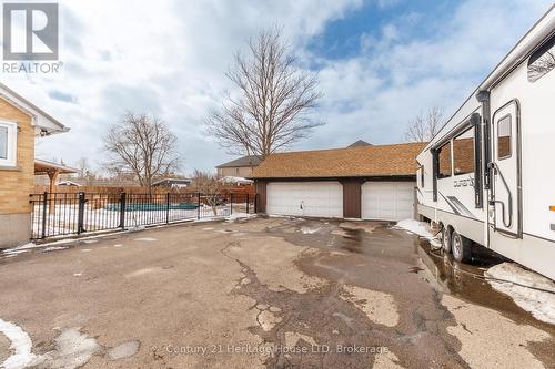 4 Car Garage - 467 Gorham Rd Road, Fort Erie (Point Abino), ON - Outdoor