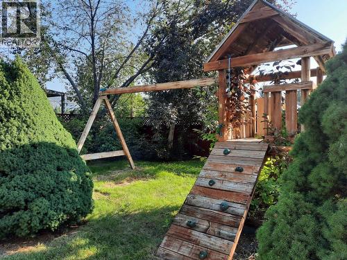 4300 Victoria Avenue E, Grand Forks, BC 