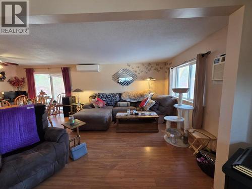 4300 Victoria Avenue E, Grand Forks, BC 