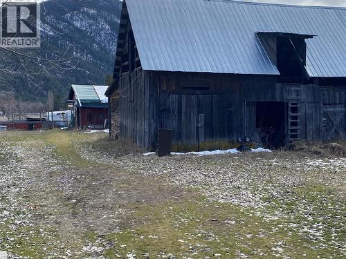 5945 Darcy Road, Grand Forks, BC - Outdoor