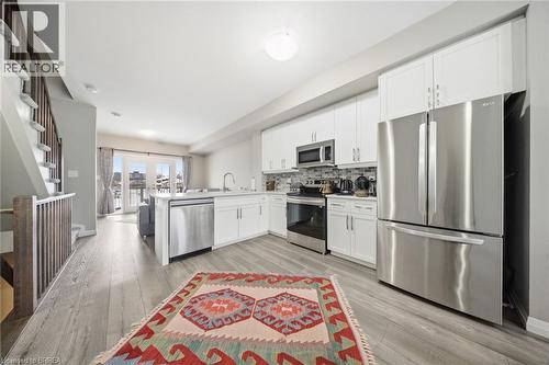 720 Grey Street Unit# 46, Brantford, ON - Indoor Photo Showing Kitchen
