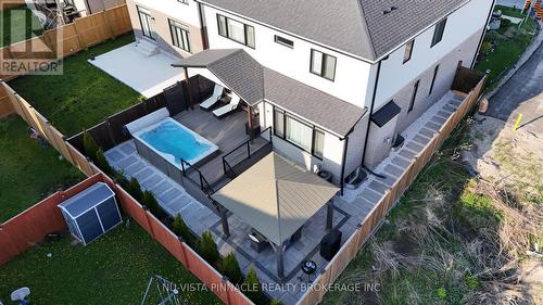 1795 Brayford Avenue, London South (South K), ON - Outdoor