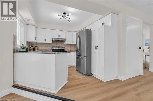 1 Balfour Court, Guelph, ON - Indoor Photo Showing Kitchen