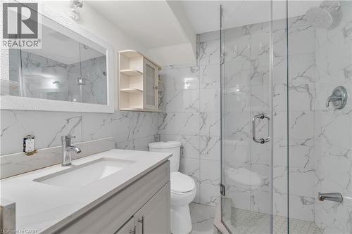 1 Balfour Court, Guelph, ON - Indoor Photo Showing Bathroom