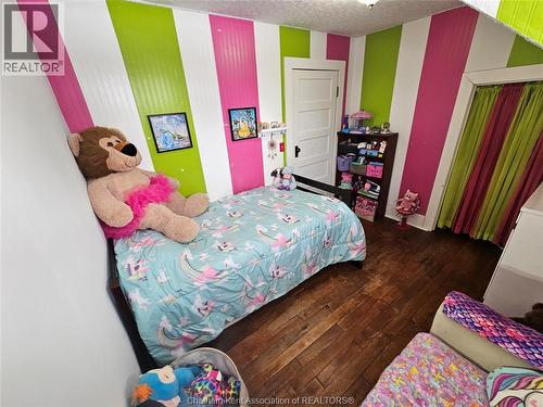 66 Delaware Avenue, Chatham, ON - Indoor Photo Showing Bedroom