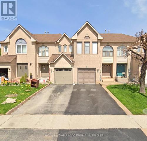 129 Richwood Crescent, Brampton, ON - Outdoor With Facade
