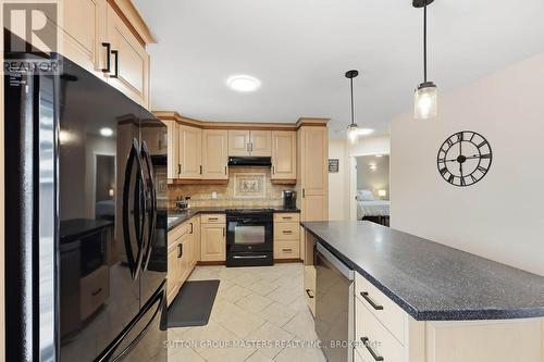 3837 Holmes Road, Frontenac (Frontenac South), ON - Indoor Photo Showing Kitchen