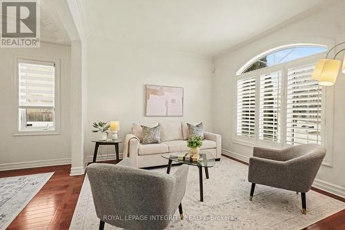 127 Lachaine Street, Russell, ON - Indoor Photo Showing Living Room