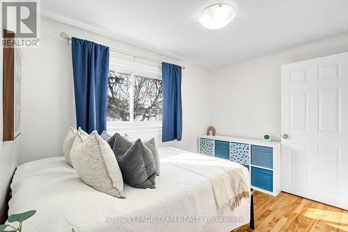 852 Borthwick Avenue, Ottawa, ON - Indoor Photo Showing Bedroom