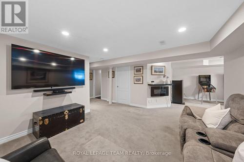 257 Denali Way, Ottawa, ON - Indoor Photo Showing Other Room
