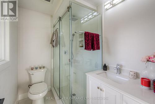 23 Carberry Road, Erin, ON - Indoor Photo Showing Bathroom
